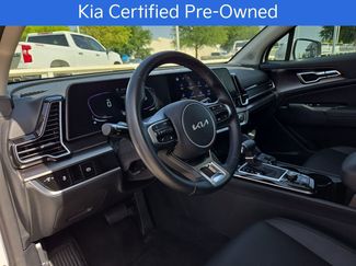 Used 2025 Kia Sportage EX FWD video 2