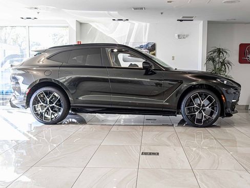 New 2026 Aston Martin DBX 707 image 9