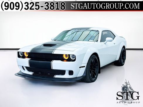 Used 2022 Dodge Challenger R/T Scat Pack image 1