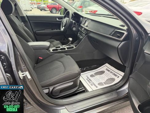 Used 2017 Kia Optima LX FWD image 11