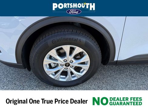 Used 2025 Ford Escape Active w/ Active Premium Tech Pack image 33