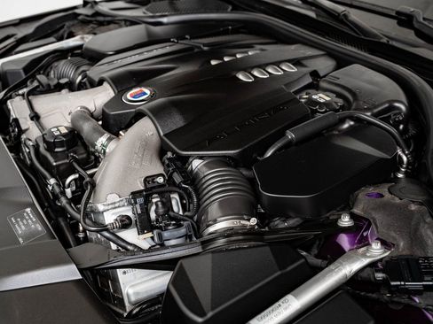 Certified 2022 BMW ALPINA B7 xDrive w/ Luxury Rear Seating Package image 54