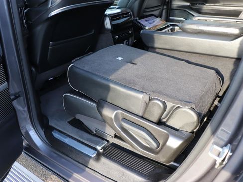 Used 2023 Jeep Grand Wagoneer L Series II image 36