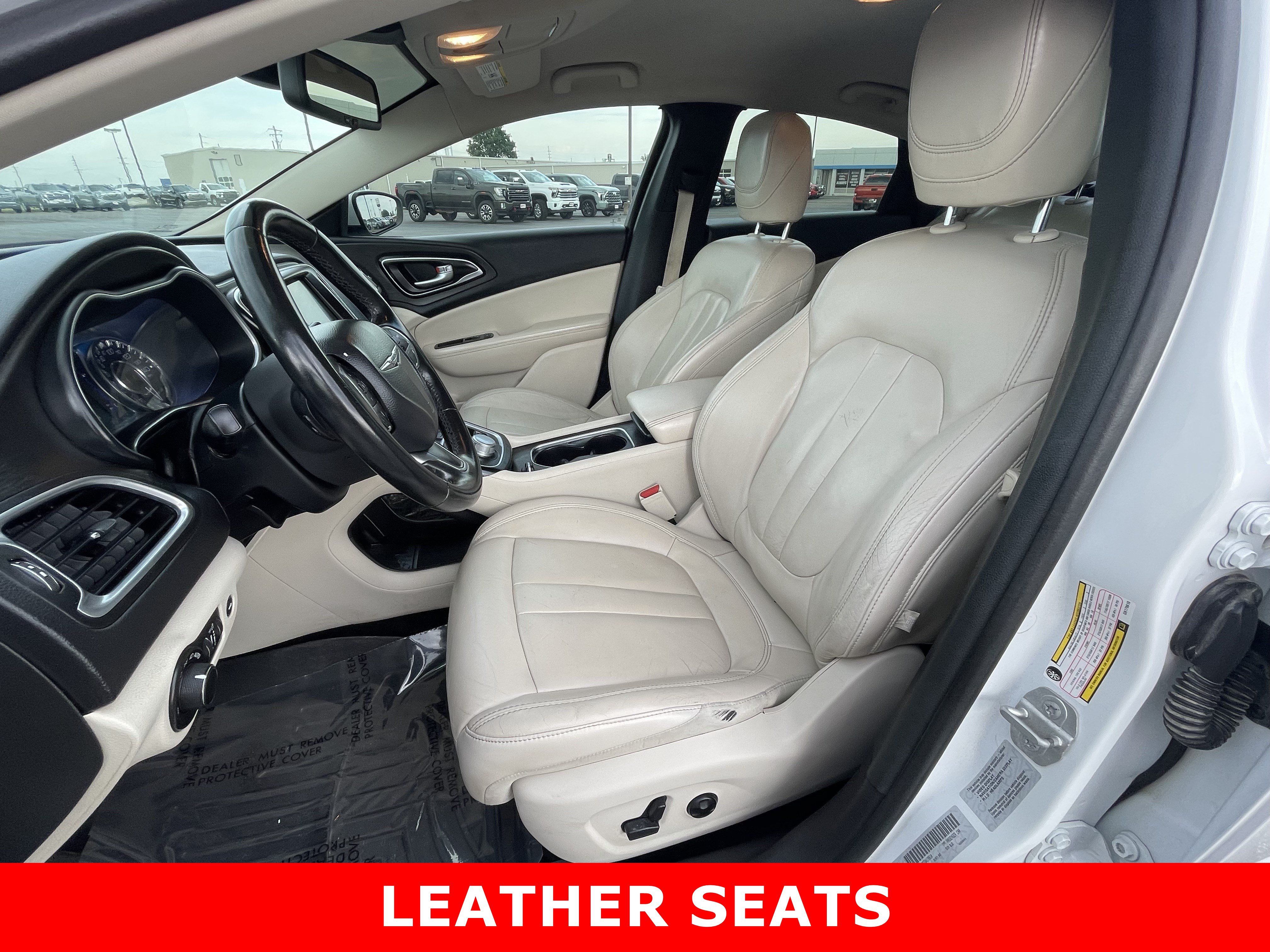 Used 2016 Chrysler 200 Limited FWD image 12