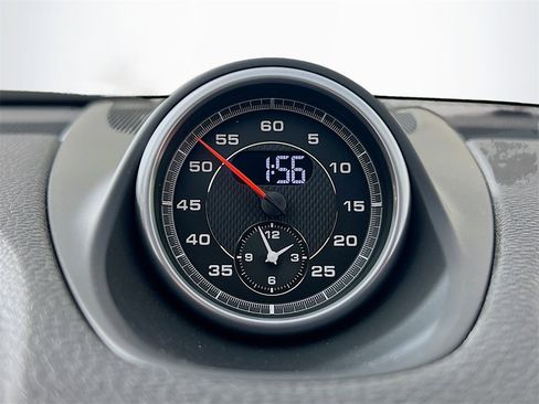 New 2025 Porsche 718 Cayman image 31