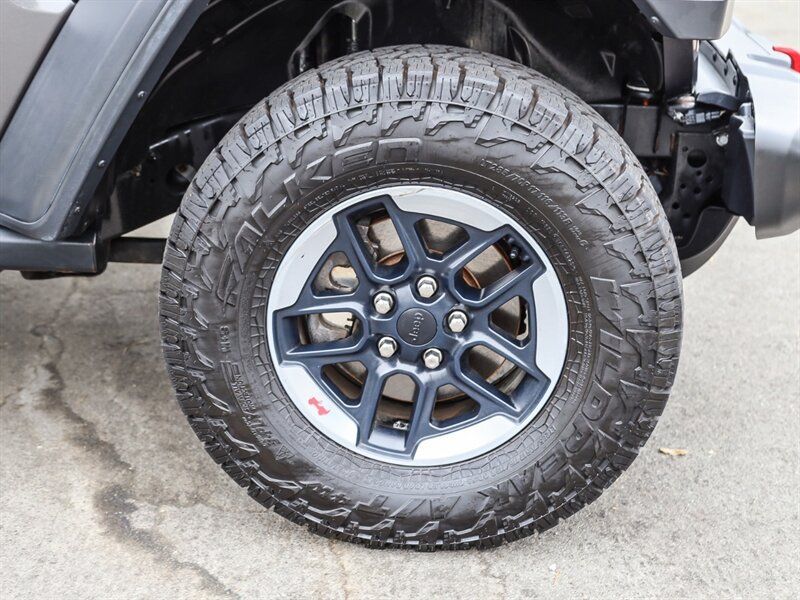 Used 2019 Jeep Wrangler Unlimited Rubicon AWD/4WD image 12