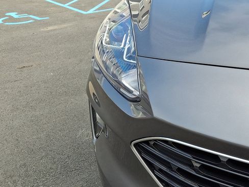 Used 2022 Ford Escape SEL w/ SEL Stealth AWD Package image 10