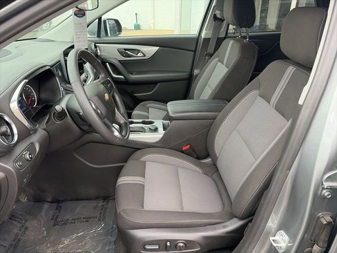 Used 2025 Chevrolet Blazer LT image 12