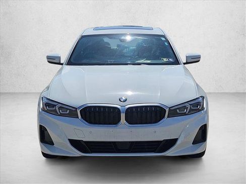 Used 2025 BMW 330i xDrive Sedan AWD/4WD image 2