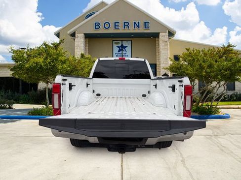 Used 2021 Ford F250 King Ranch w/ King Ranch Ultimate Package AWD/4WD image 3