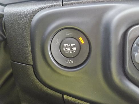Used 2023 Jeep Wrangler Unlimited Sahara AWD/4WD image 25