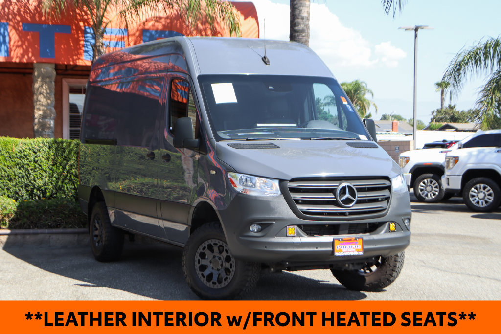 Used 2022 Mercedes-Benz Sprinter 2500 image 2