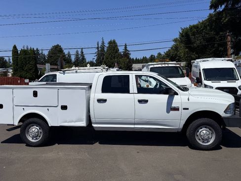 Used 2012 RAM 2500 ST w/ Protection Group AWD/4WD image 4