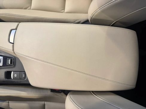 Used 2020 INFINITI QX50 Luxe w/ Navigation Package AWD/4WD image 18