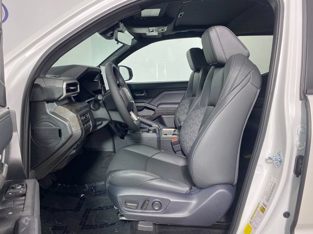 Used 2026 Toyota Tacoma Limited AWD/4WD image 10