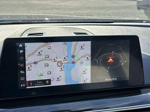 Used 2019 BMW 530i xDrive w/ Premium Package AWD/4WD image 24