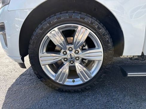 Used 2023 Ford Expedition Max Platinum image 30