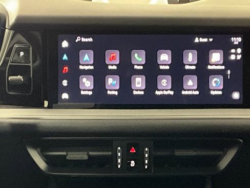 Used 2024 Porsche Cayenne image 11