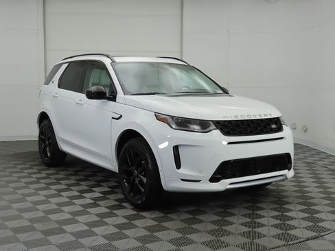 Used 2025 Land Rover Discovery Sport S image 3