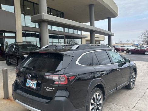 Used 2024 Subaru Outback Touring image 3