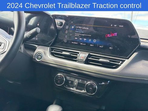 Used 2024 Chevrolet TrailBlazer ACTIV w/ Convenience Package AWD/4WD image 16