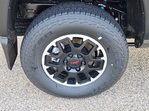 New 2026 Toyota Tacoma TRD Off-Road AWD/4WD image 5
