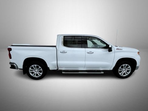 Used 2023 Chevrolet Silverado 1500 LTZ AWD/4WD image 4