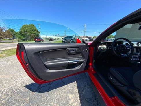 Used 2019 Ford Mustang Convertible w/ Equipment Group 101A RWD image 19