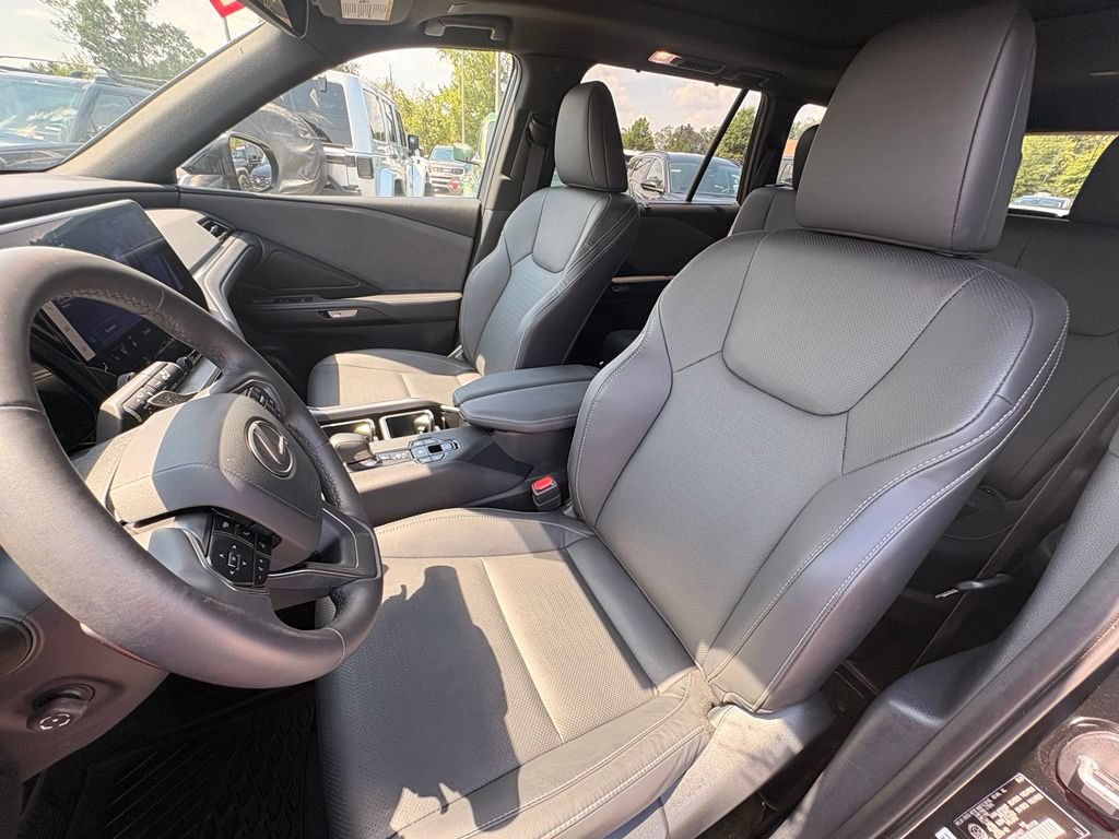 Used 2024 Lexus TX 350 AWD image 23