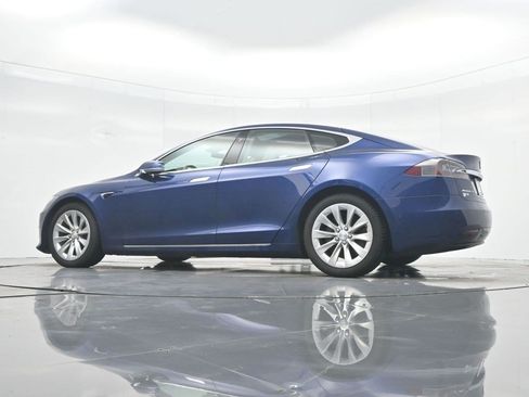 Used 2019 Tesla Model S Standard Range AWD/4WD image 33