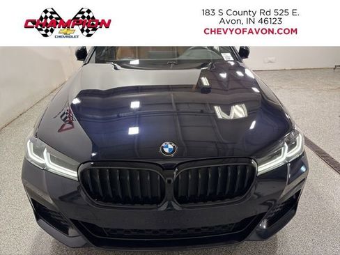 Used 2022 BMW M550i xDrive M550i xDrive w/ Shadowloine Package image 3