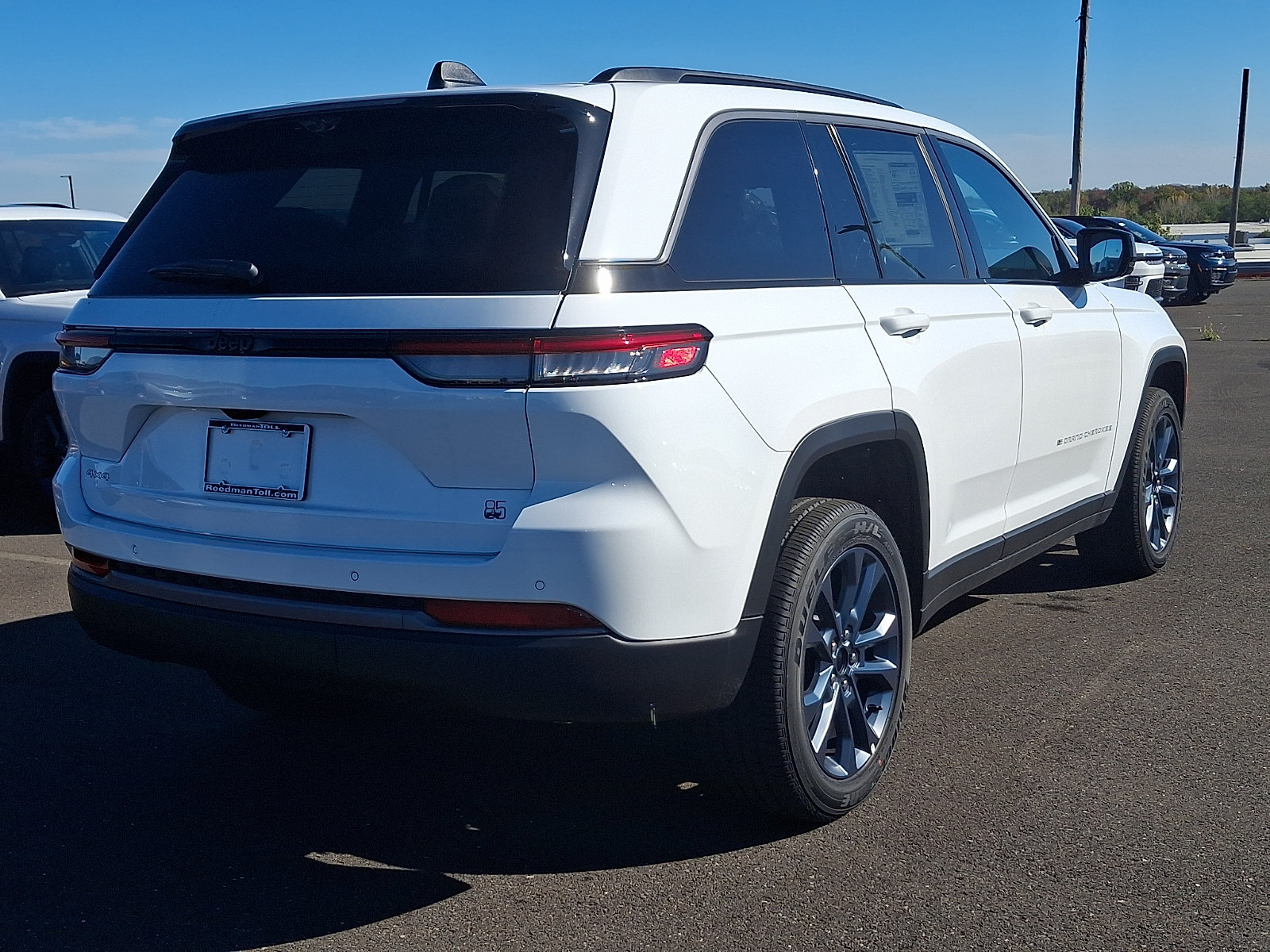 New 2026 Jeep Grand Cherokee Limited AWD/4WD image 4