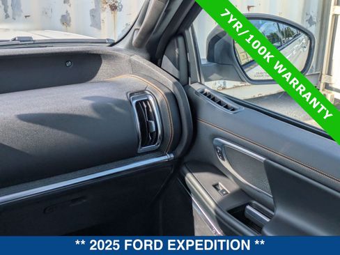 Certified 2025 Ford Expedition Tremor AWD/4WD image 22