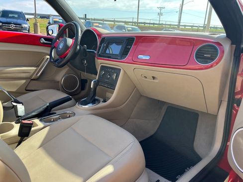 Used 2013 Volkswagen Beetle 2.5 image 18