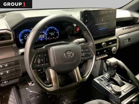Certified 2025 Toyota Tacoma TRD Sport AWD/4WD image 18