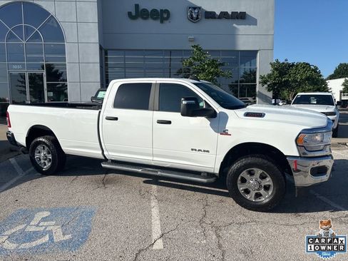 Used 2024 RAM 3500 Big Horn AWD/4WD image 30