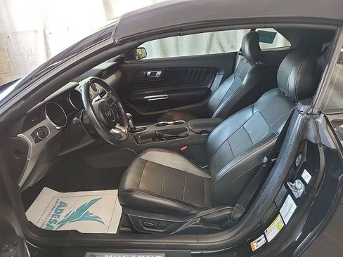 Used 2021 Ford Mustang GT Premium RWD image 9
