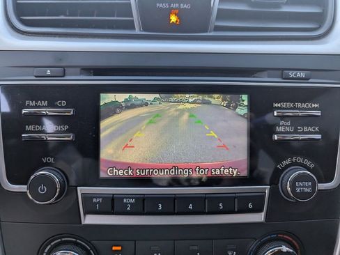 Used 2017 Nissan Altima 2.5 SR w/ Midnight Edition Package image 19