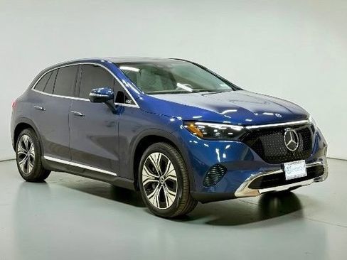 Used 2023 Mercedes-Benz EQE 350+ 4MATIC SUV w/ Exclusive Trim Package image 6