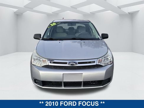 Used 2010 Ford Focus SE image 8