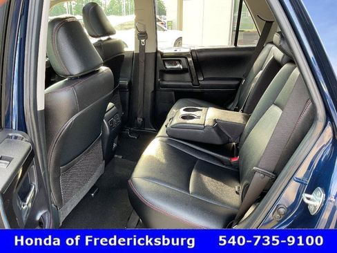 Used 2022 Toyota 4Runner TRD Off-Road Premium w/ Moonroof Package AWD/4WD image 28
