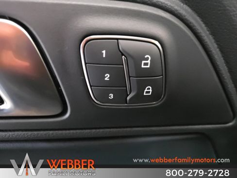 Used 2022 Ford Mustang Shelby GT500 w/ Technology Package RWD image 33