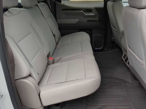 Used 2022 GMC Sierra 1500 SLE image 28