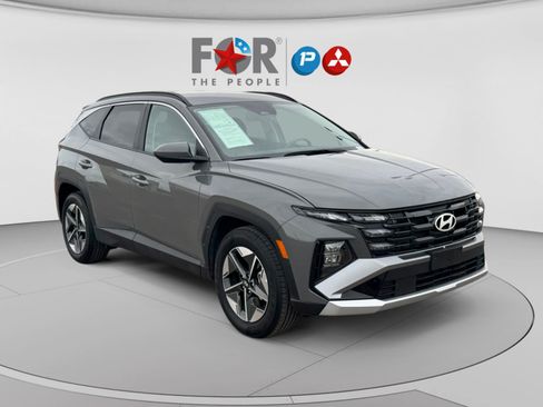 Used 2025 Hyundai Tucson SEL FWD image 7