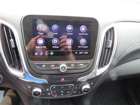 Used 2019 Chevrolet Equinox Premier AWD/4WD image 6