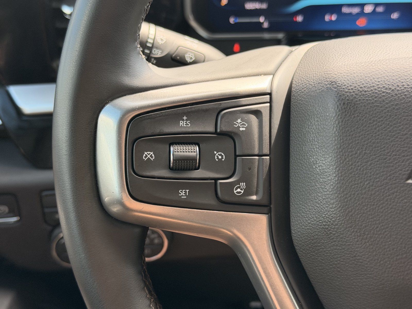 Used 2026 Chevrolet Silverado 1500 RST w/ RST Select Package AWD/4WD image 19