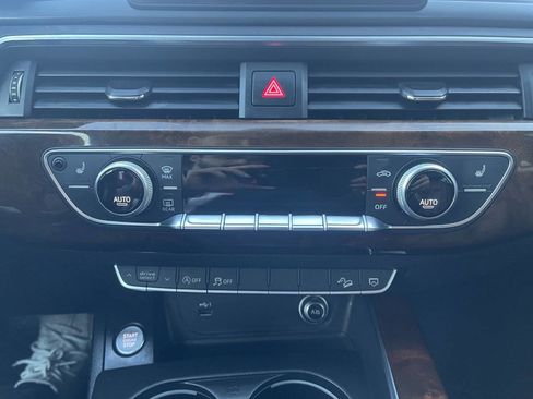 Used 2018 Audi A4 2.0T allroad Premium w/ Convenience Package image 17