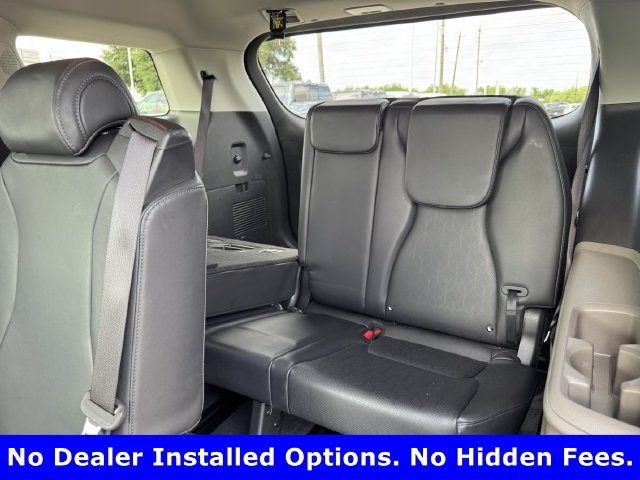 Used 2025 Kia Carnival FWD image 24