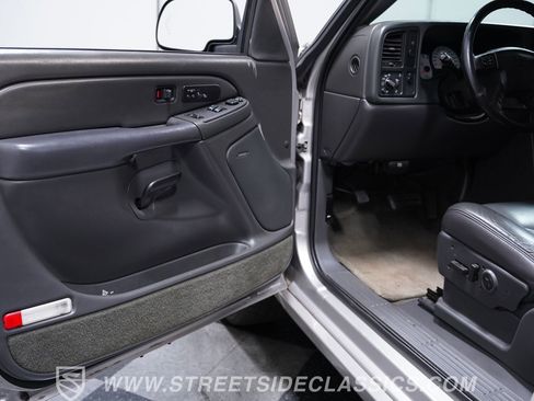 Used 2005 Chevrolet Silverado 1500 SS w/ Safe And Sound Package RWD image 29
