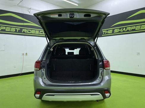 Used 2020 Mitsubishi Outlander SE image 9